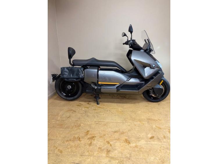 BMW CE 04 AVANTGARDE BRIDÉ PERMIS A1