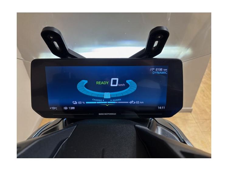 BMW CE 04 AVANTGARDE BRIDÉ PERMIS A1