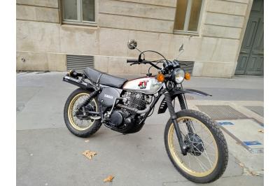 YAMAHA XT